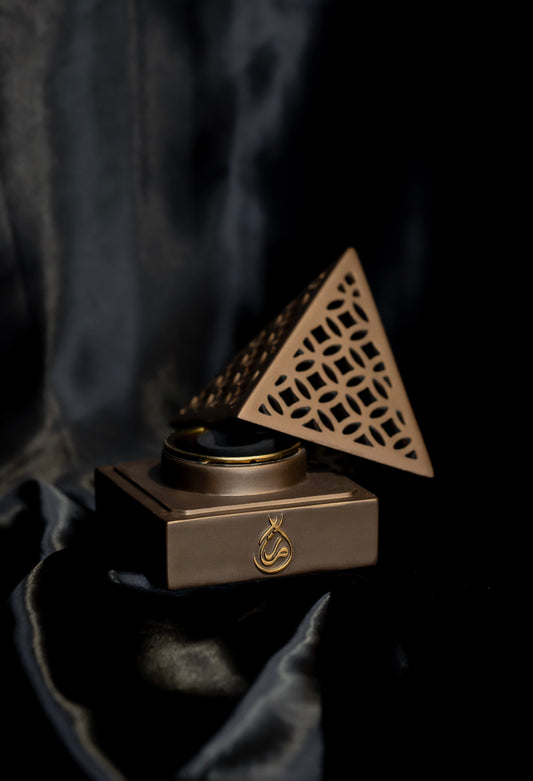 The Pyramid - Champagne Gold