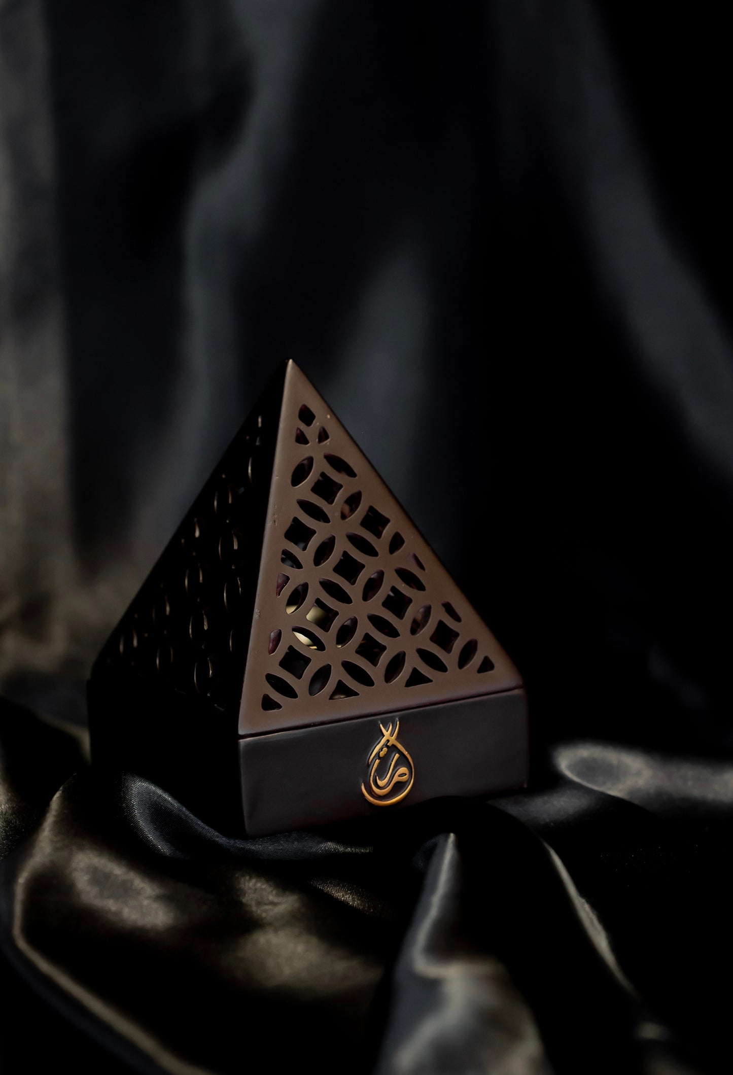 The Pyramid - Chocolate Brown